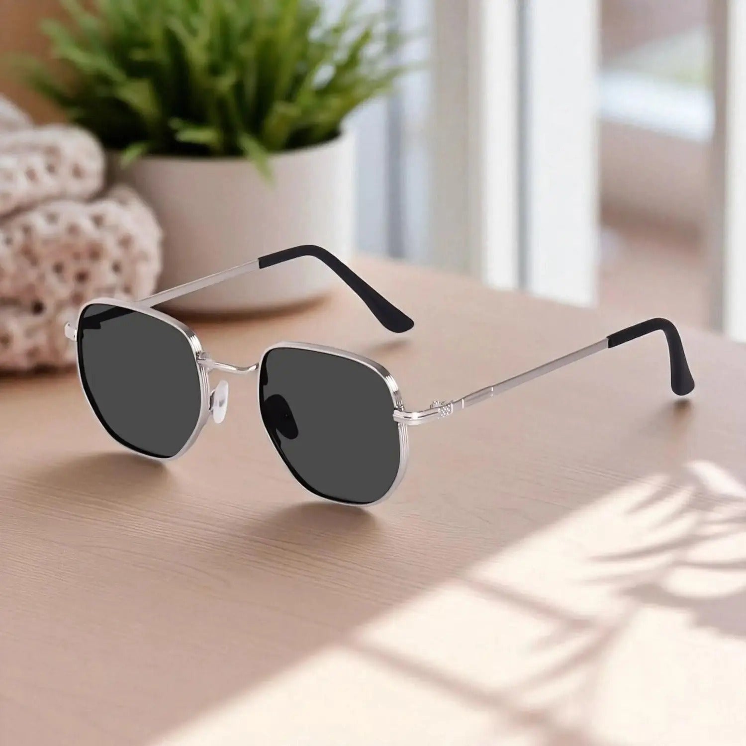 Lens Theory Black&Gold Sunglass